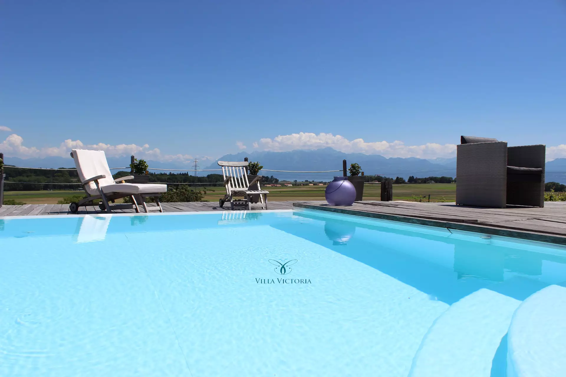 Villa Victoria logo by Patrick Widmer